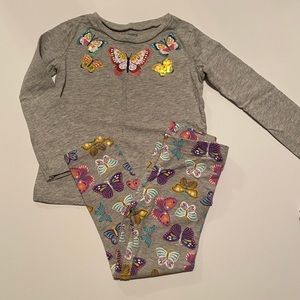 Carters 2pc set size 3T Like new